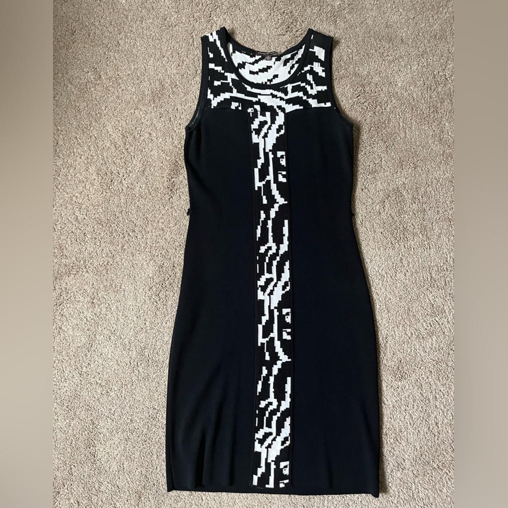 Adrienne Vittadini Knit Sheath Dress Size S